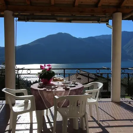 Casa Melina 1 * Тремеццо